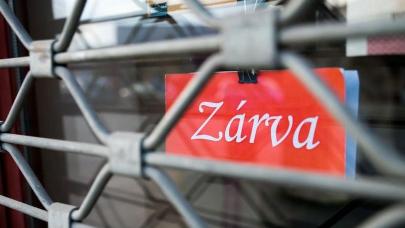 Fontos értesítés! A hosszú hétvége alatt módosul az üzletek és a piacok nyitvatartási rendje.