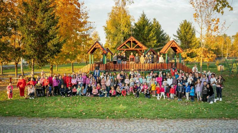 Szívhez szóló kezdeményezés: a háború sújtotta árvák megsegítésére portálunk olvasói is hozzájárultak.