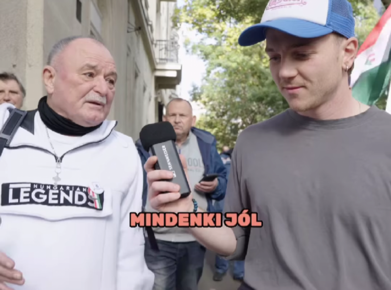 Nagy Feró díszpolgári címének megvonása merőben indokolt lenne a Szőlő utcai ügyről tett kijelentései fényében. Véleménye szerint ezáltal Őrbottyán veszteséget szenvedne el, nem pedig ő maga.